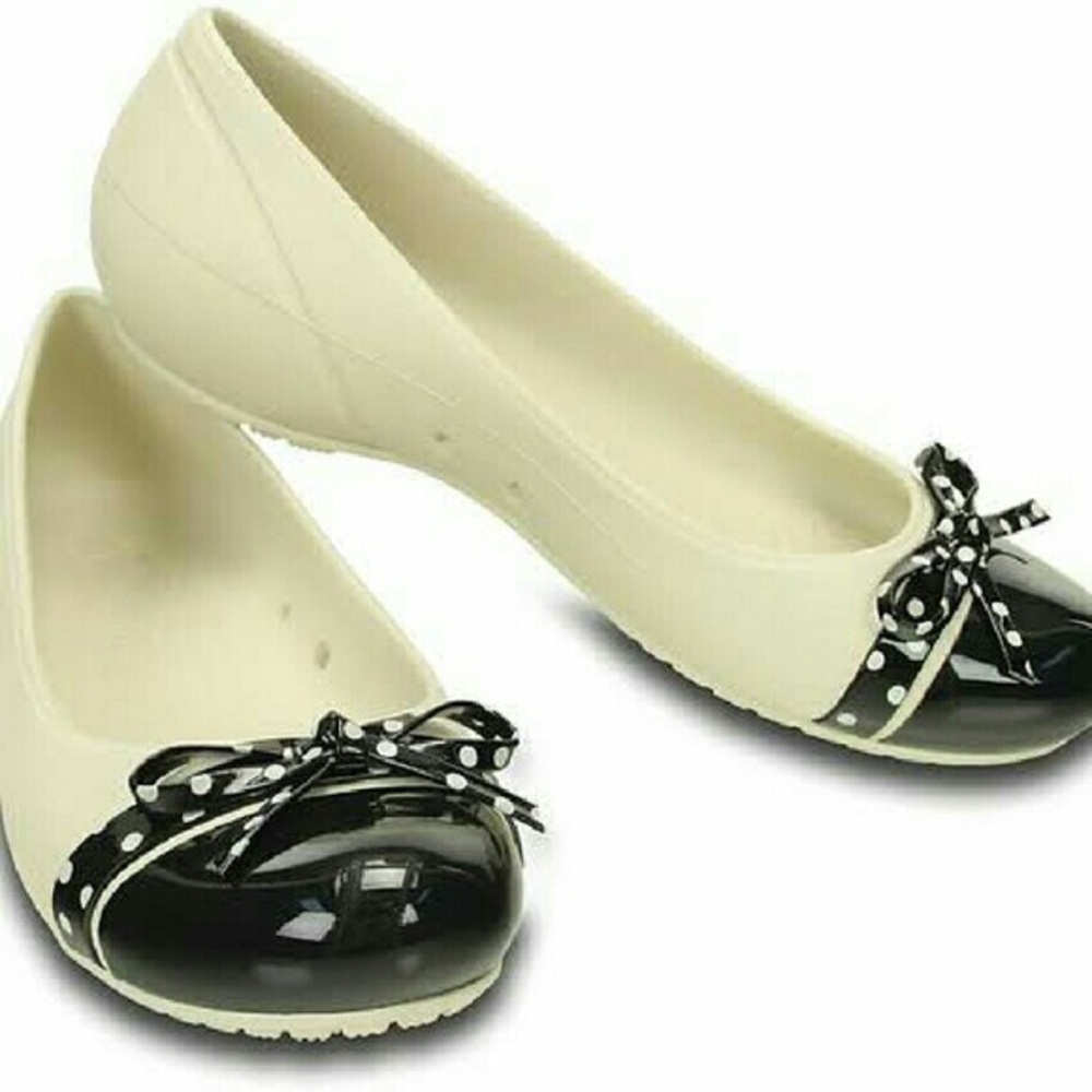 CROCS cap toe flats